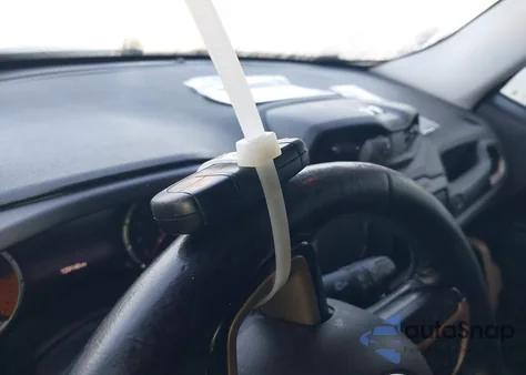 2017 Jeep Renegade Latitude 4X4 from USA, damaged, VIN ZACCJBBB6HPE75436